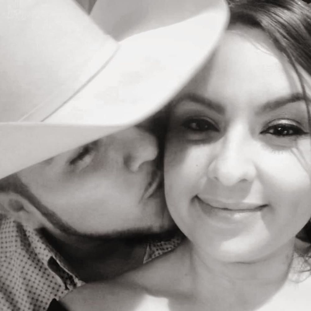 Meet your Posher, Mercedes